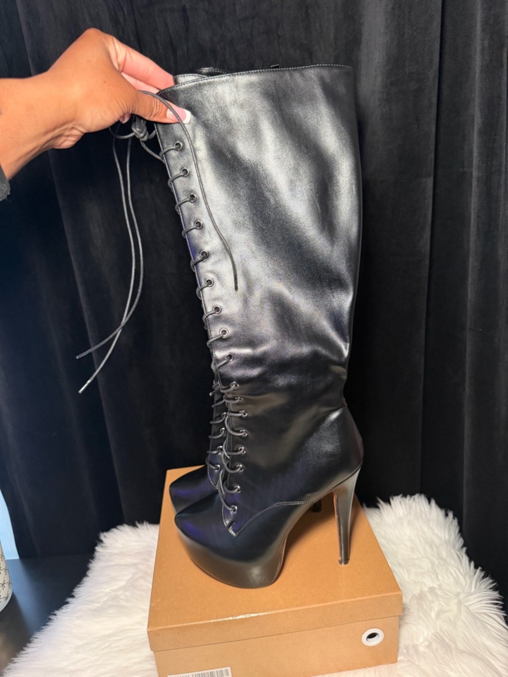 Women's Richealnana Black Lace-Up Platform Knee Boots - Picture 4 of 11
